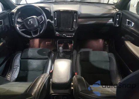 2021 Volvo Xc40 Recharge z USA, uszkodzony, nr VIN YV4ED3UR0M2582001